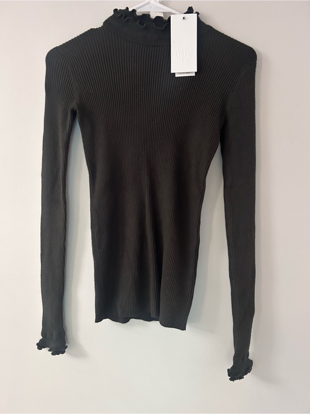 NWT Ady P Dark Meadow Ribbed Ruffle Mock Neck Top Small